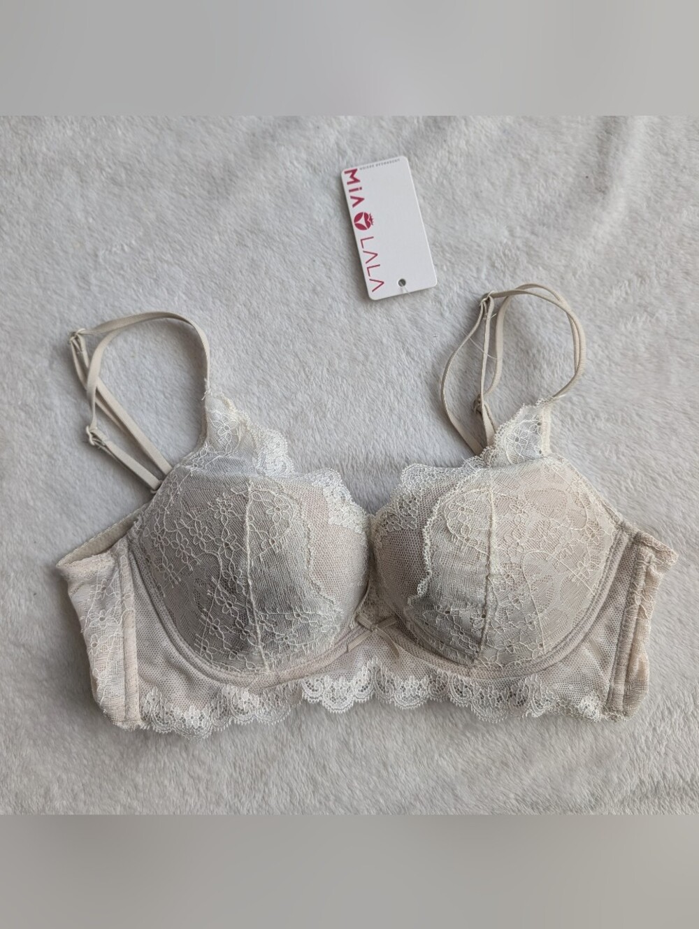 Mia LALA - Lace Bra (36) - Nude/Cream